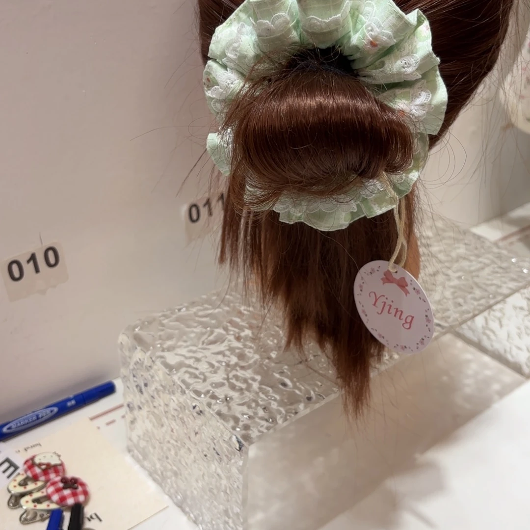 布艺非金属绿色蛋糕