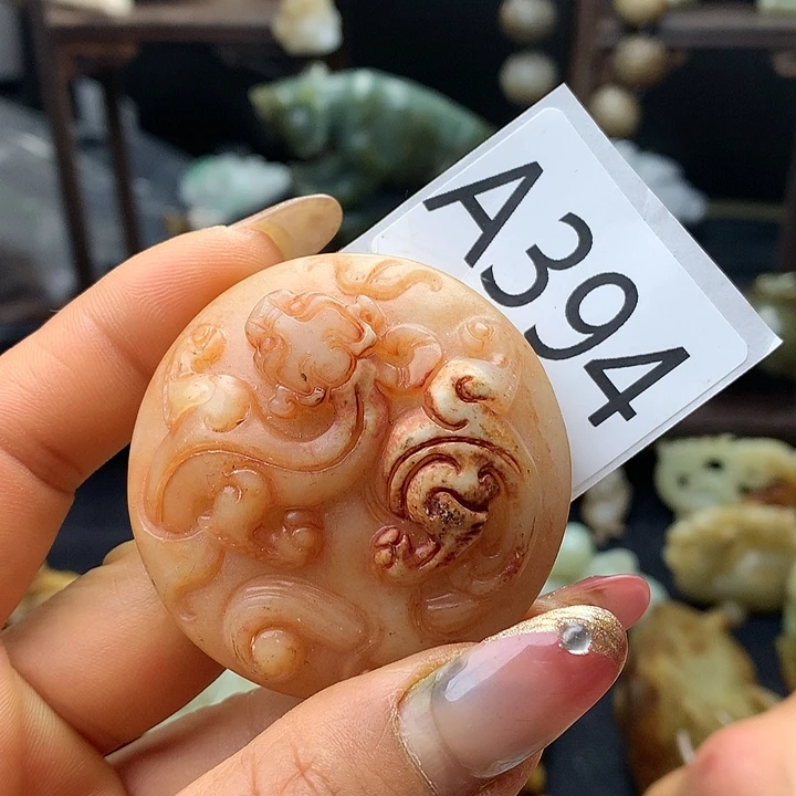 和田玉未镶嵌车挂