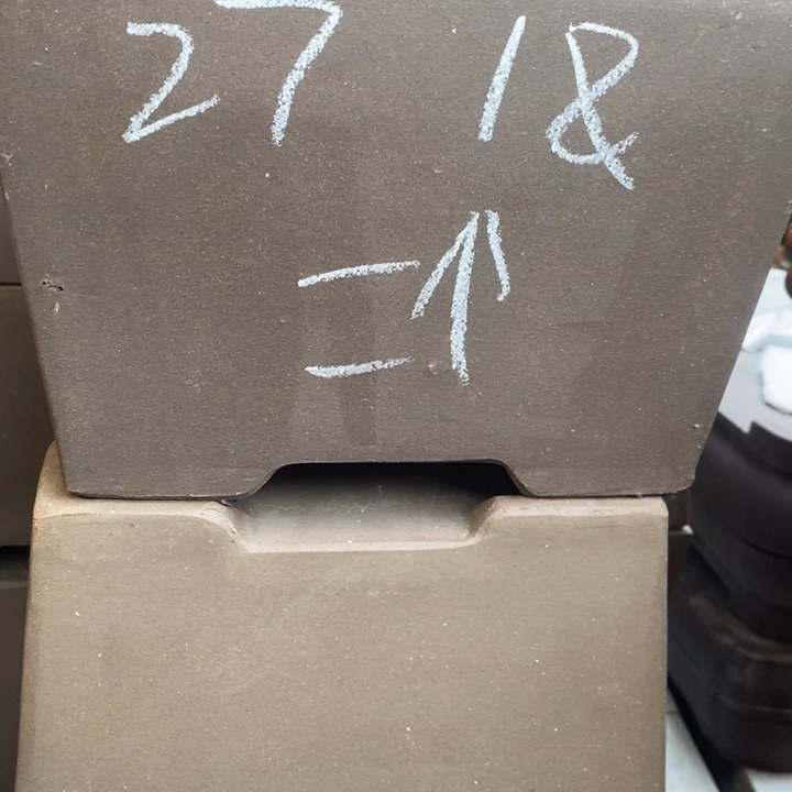 紫砂花盆自由活动室