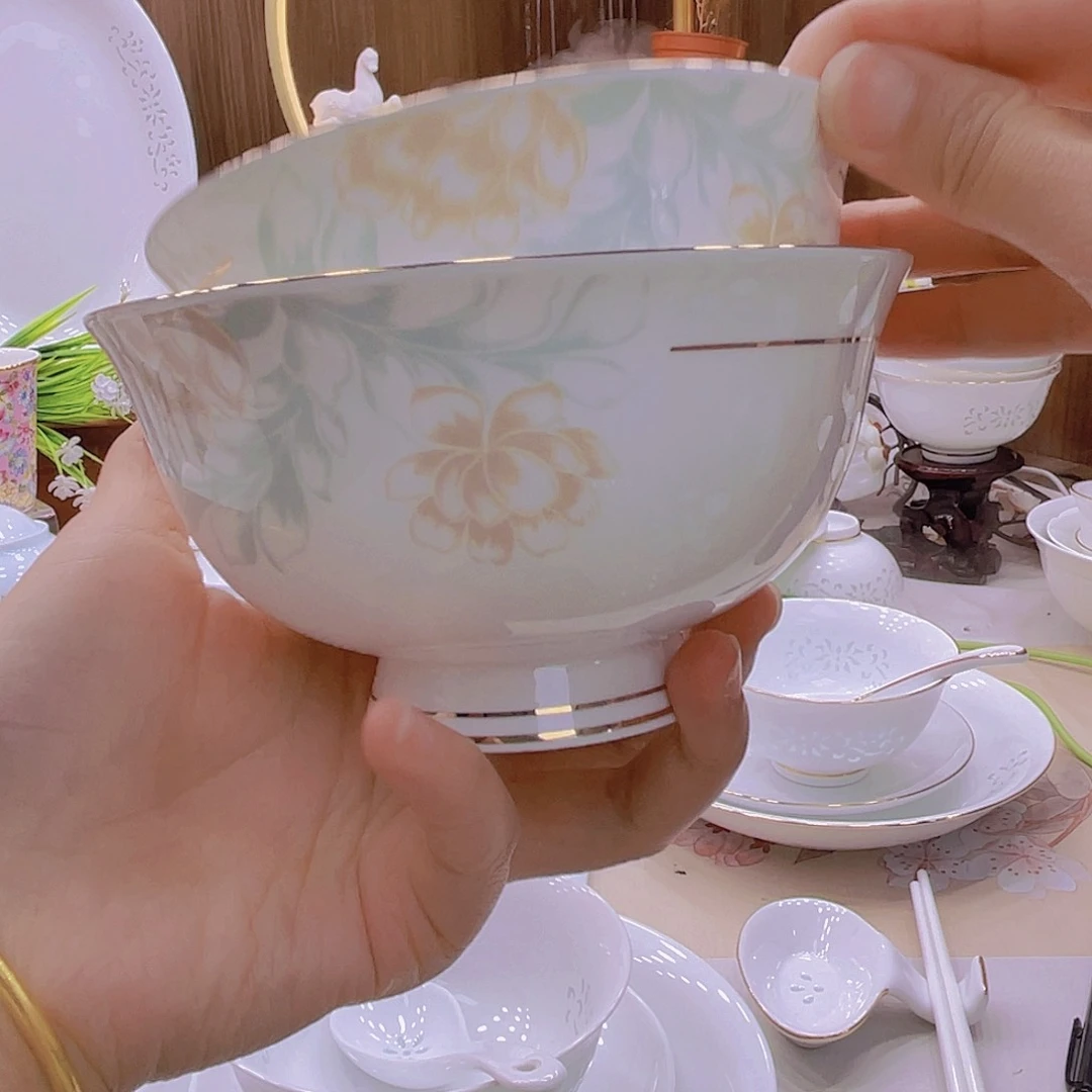 瓷清雅4.5寸5寸各2个