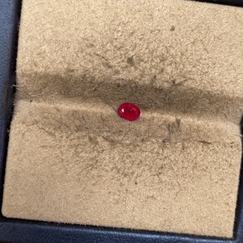 定制红宝石裸石未镶嵌浅*0.4克拉