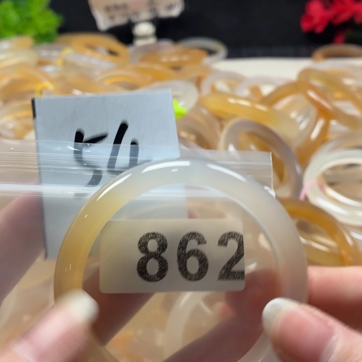 玛瑙/玉髓未镶嵌手镯