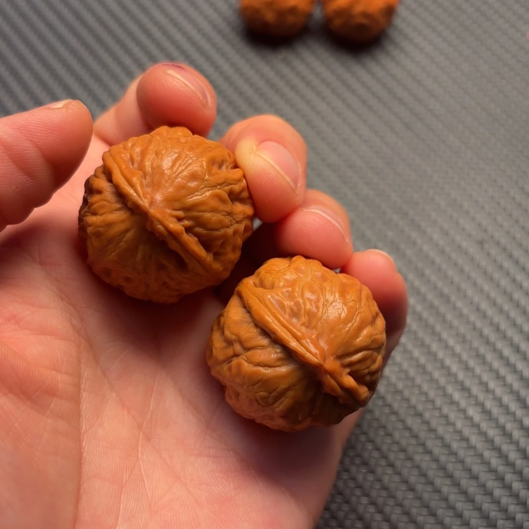 腰***子文玩核桃吊坠狮子头练手对