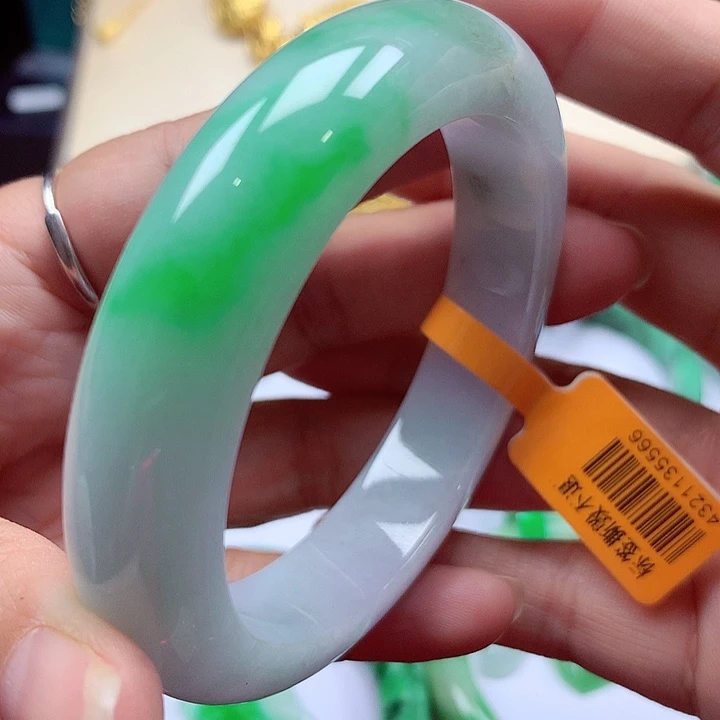 未镶嵌手镯翡翠翡翠