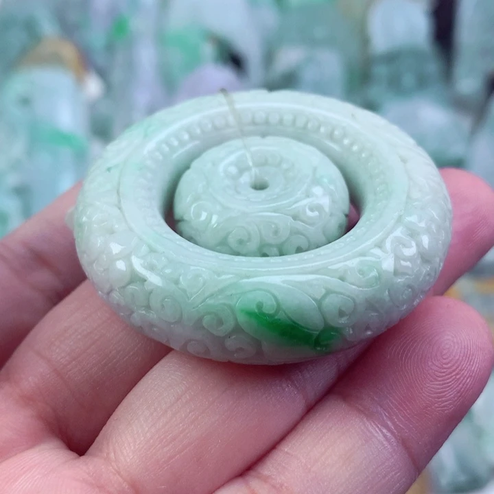 翡翠未镶嵌吊坠(不含链)