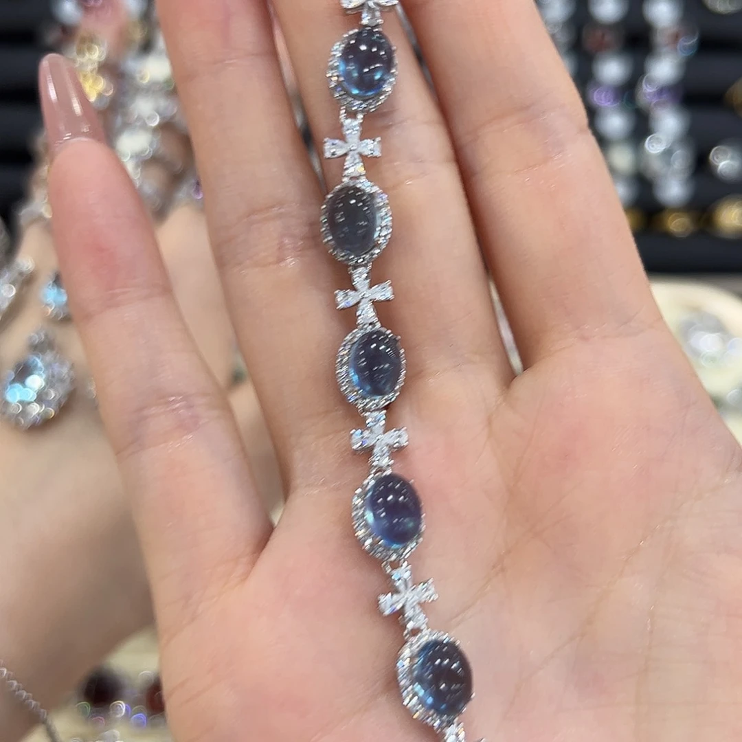 L***利岫玉银S925镶嵌戒指