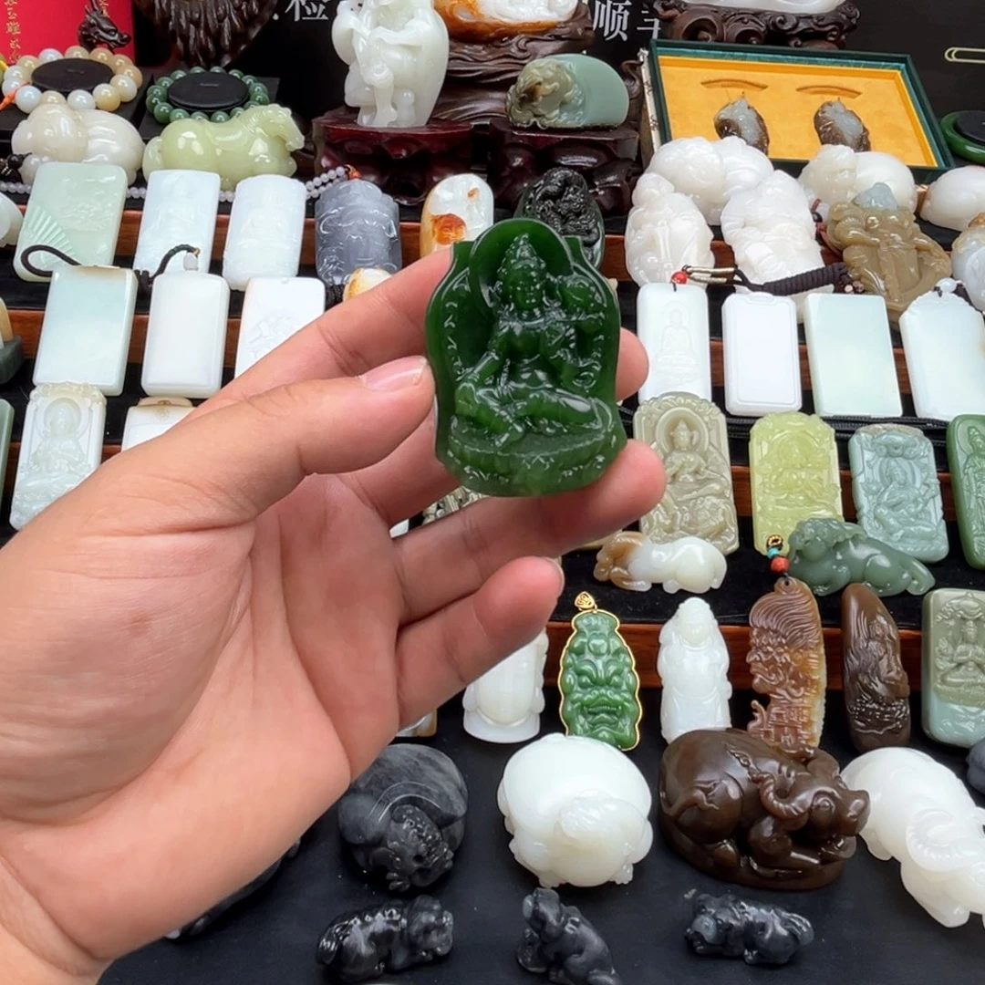 和田玉未镶嵌挂件