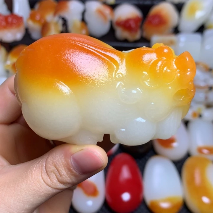新疆戈壁石五彩石