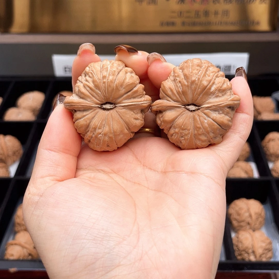 把件文玩核桃我**飞41南瓜全品近圆近正肩深凹底4125