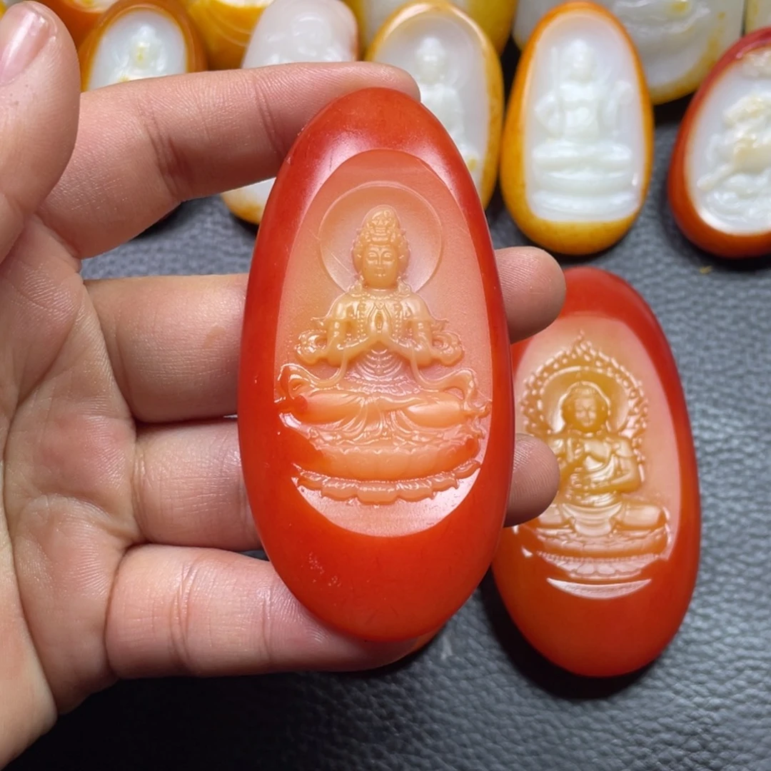 一***你和田玉未镶嵌颈饰