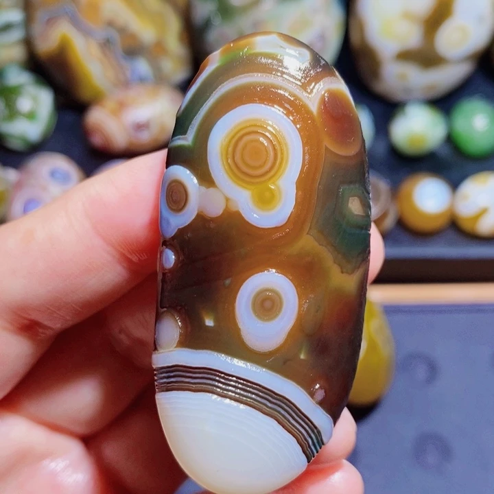 未镶嵌玛瑙/玉髓珠宝半成品40