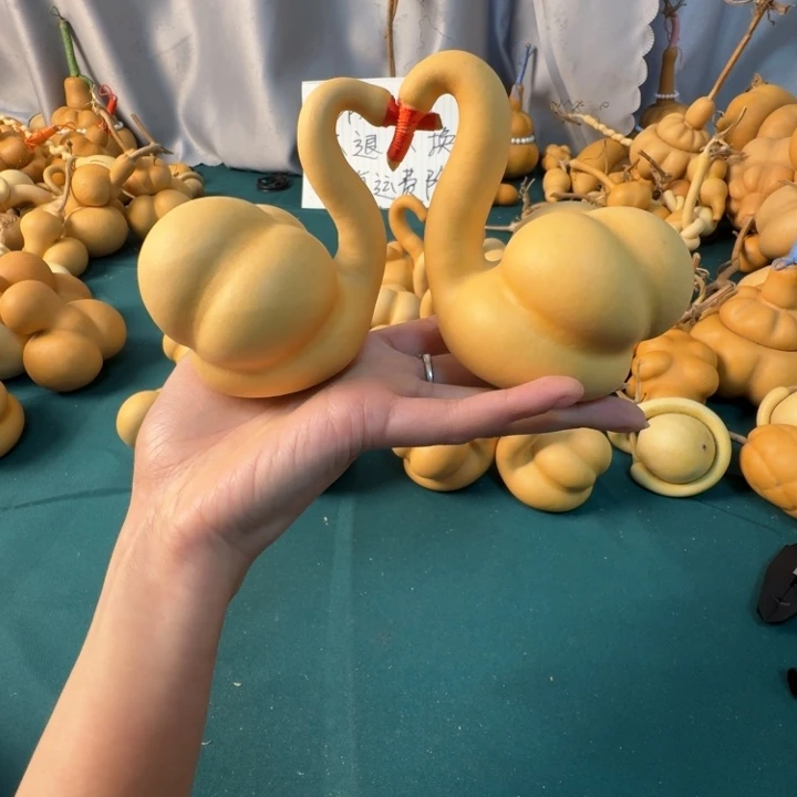 张***某大叶紫檀（黑酸枝木类）