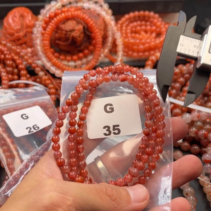 南红玛瑙未镶嵌多样性发货默认微瑕称重5mm