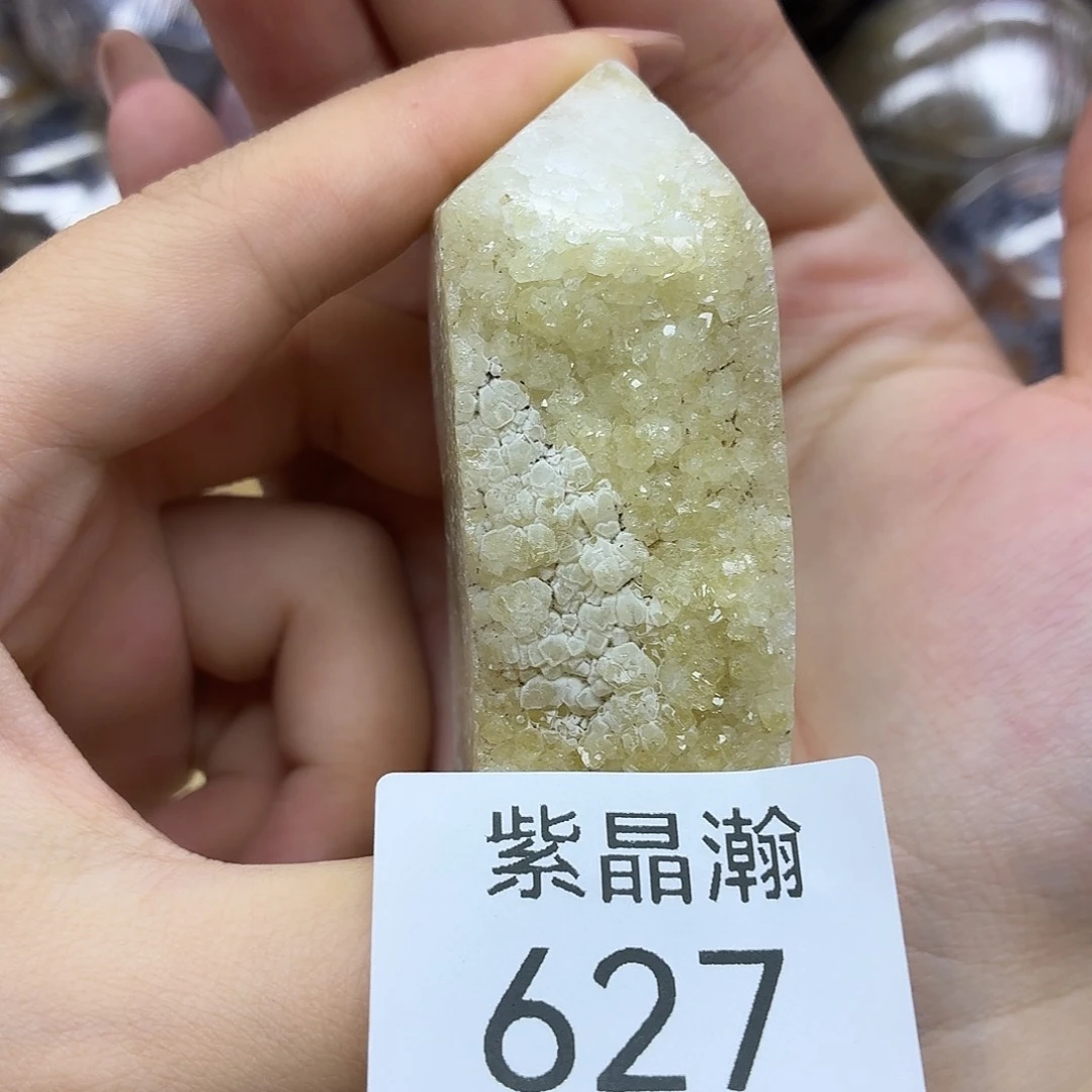 未镶嵌水晶大型摆件（非配饰）