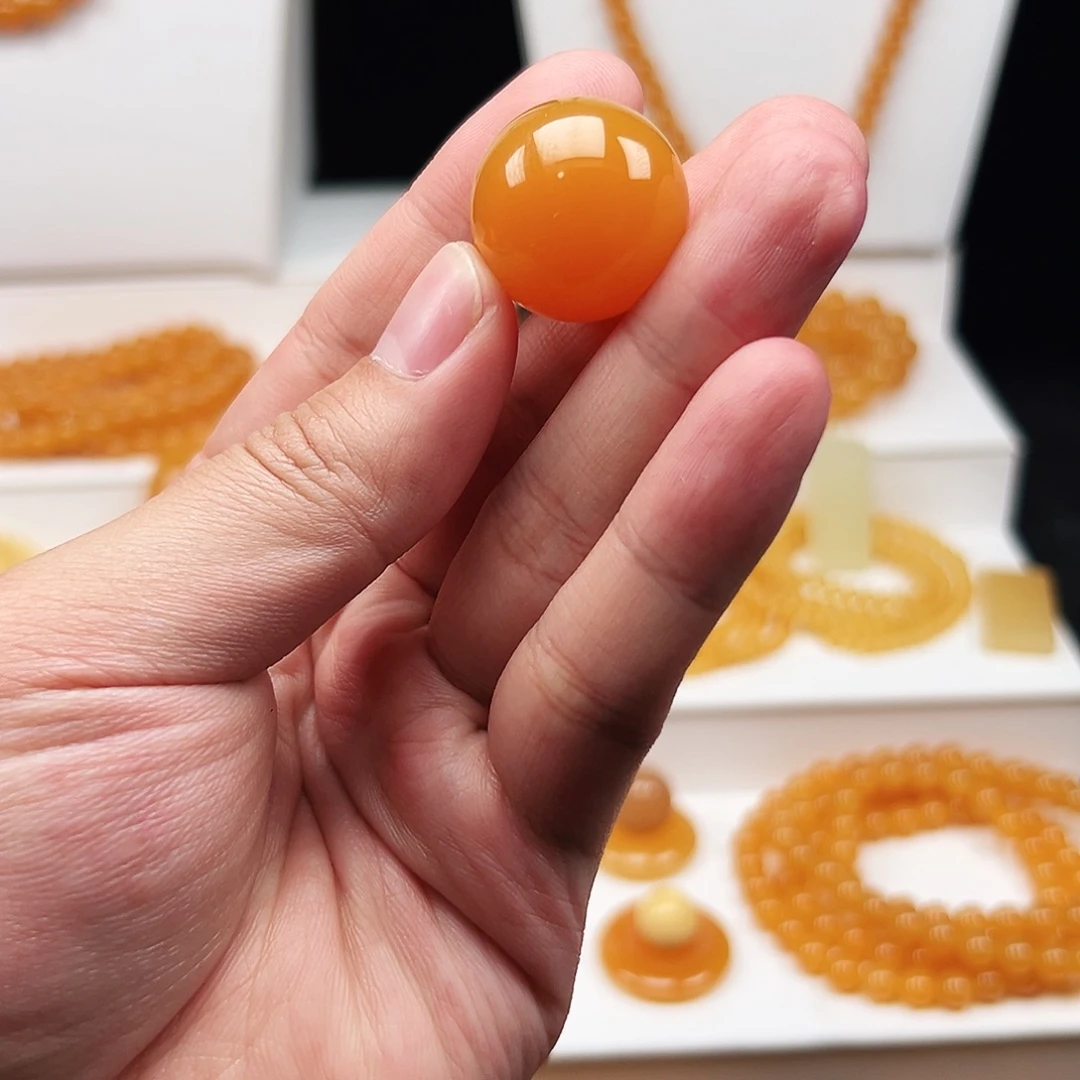 石英质玉（缅黄）未镶嵌吊坠(赠链)卡23➕的单株