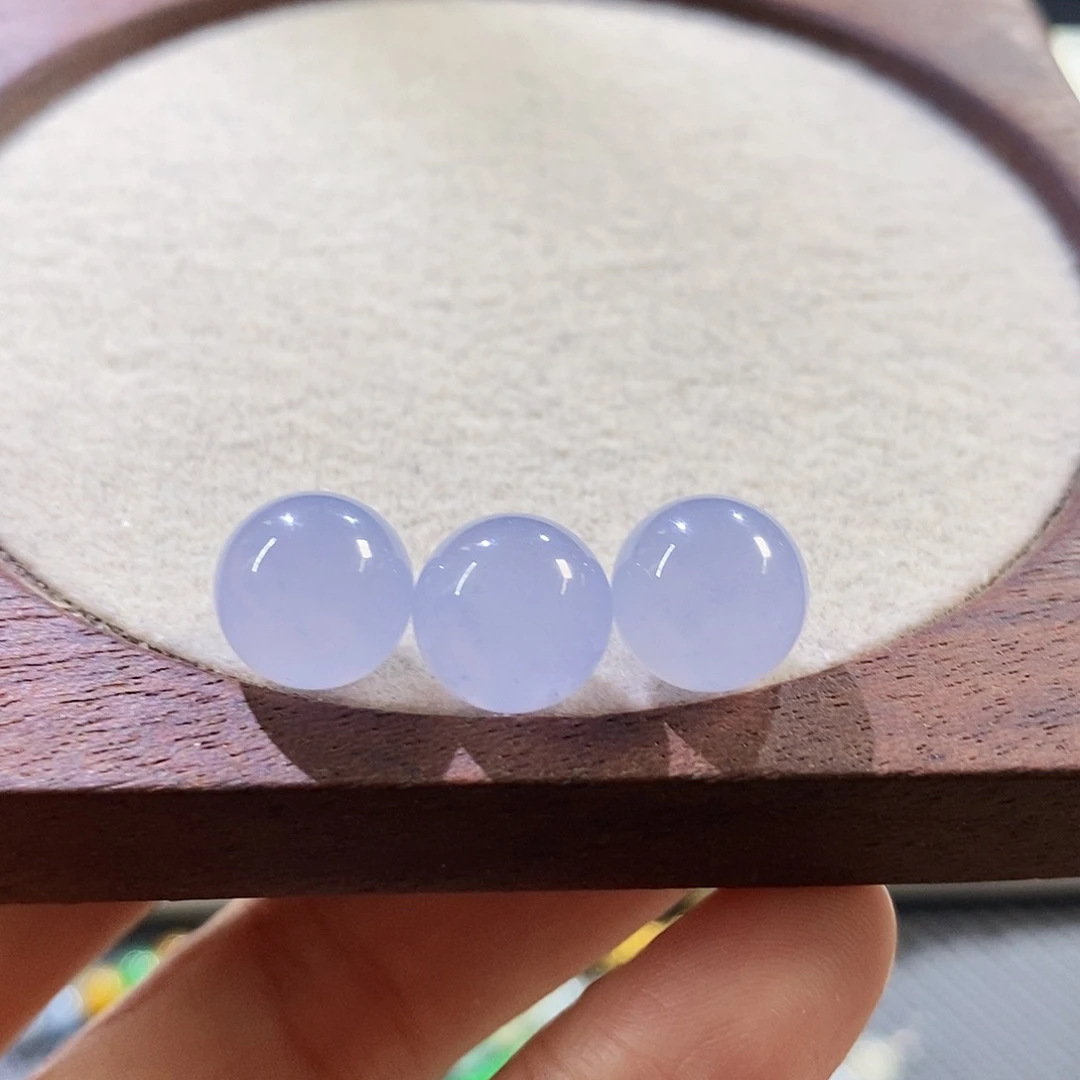 翡翠未镶嵌颈饰一组珠珠