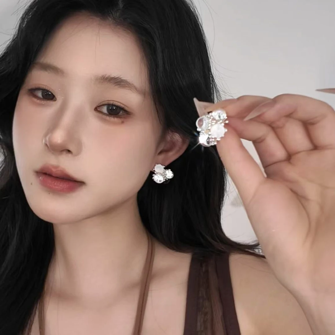 铜合金耳饰 夏日冰透水晶珠珠耳钉2025新款爆款小众设计感耳环