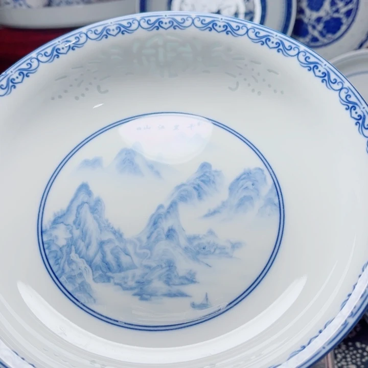 青花玲珑8寸窝盘千里江山