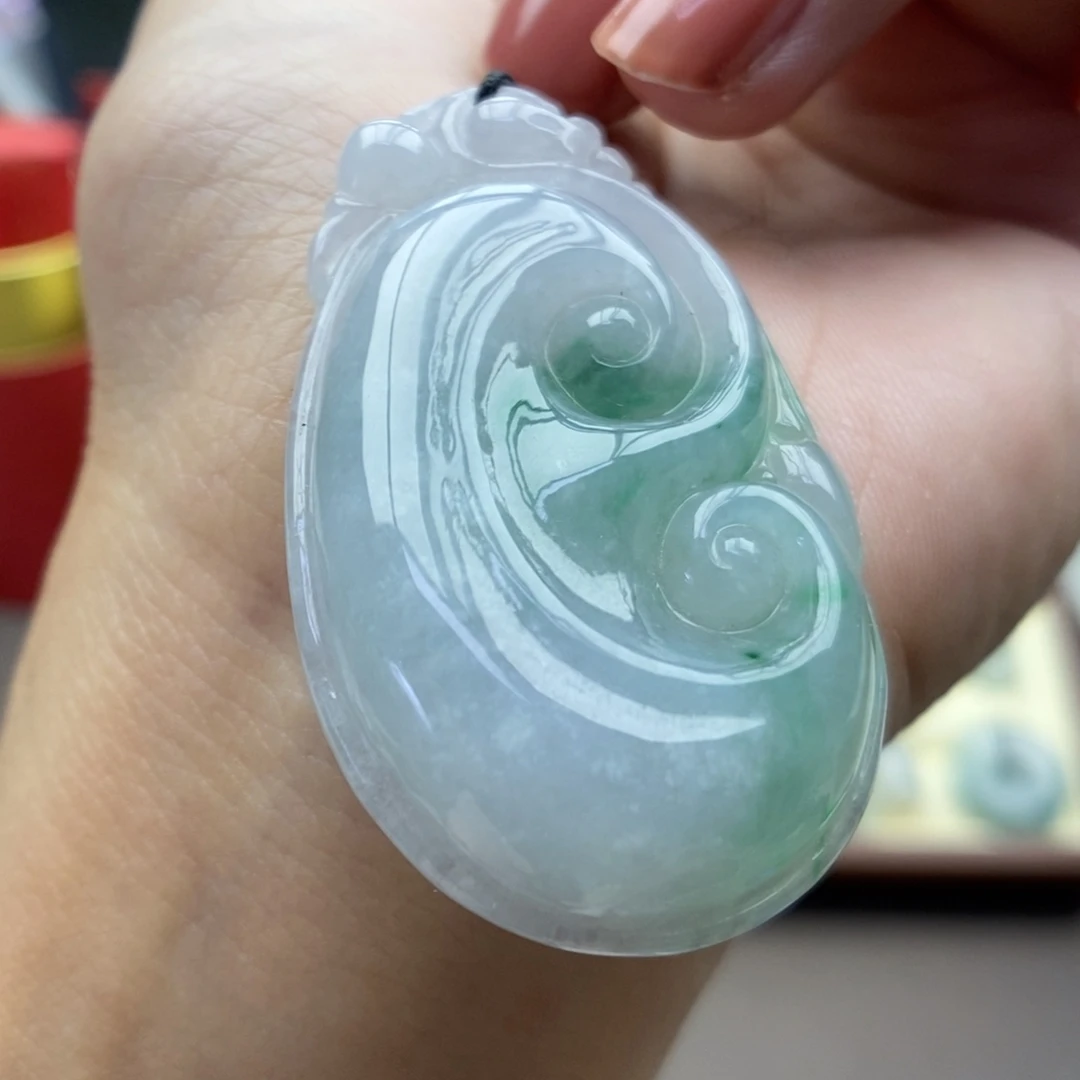 翡翠未镶嵌颈饰吊坠64