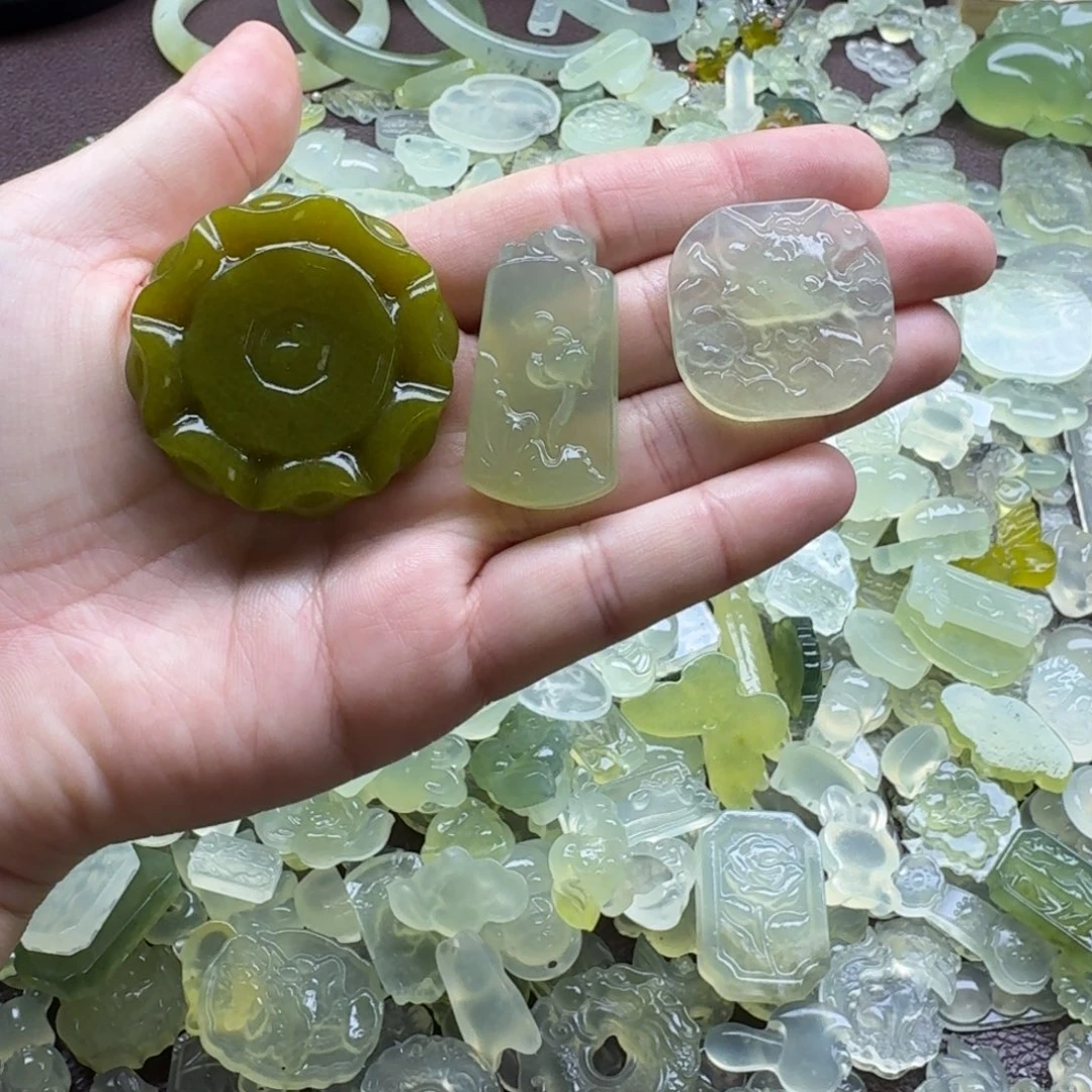 蛇纹石玉合金颈饰10米一个