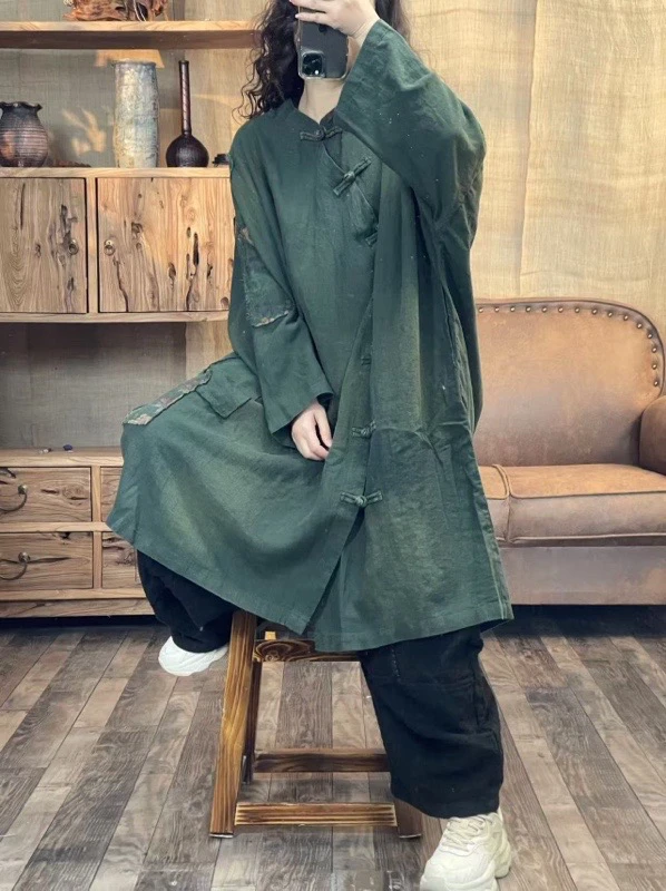 花财家 早春款复古炒色做旧圆领斜襟盘扣开衩长袍