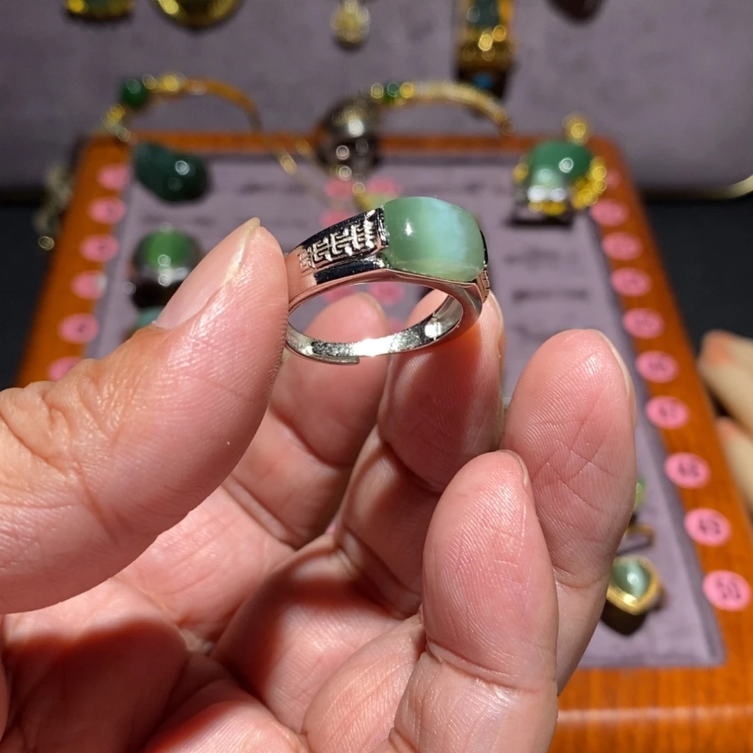 和田玉（碧玉）未镶嵌戒指