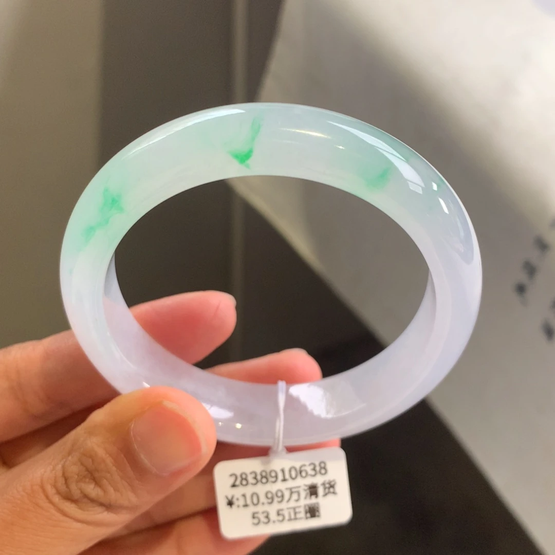 翡翠手镯未镶嵌冰绿手镯