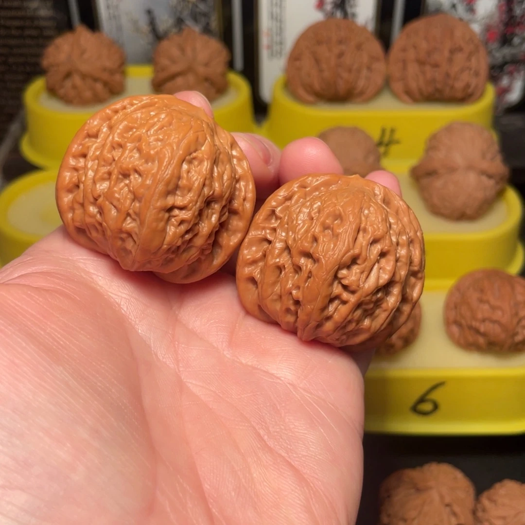 芹***盐文玩核桃把件40➕尺铁锤核桃