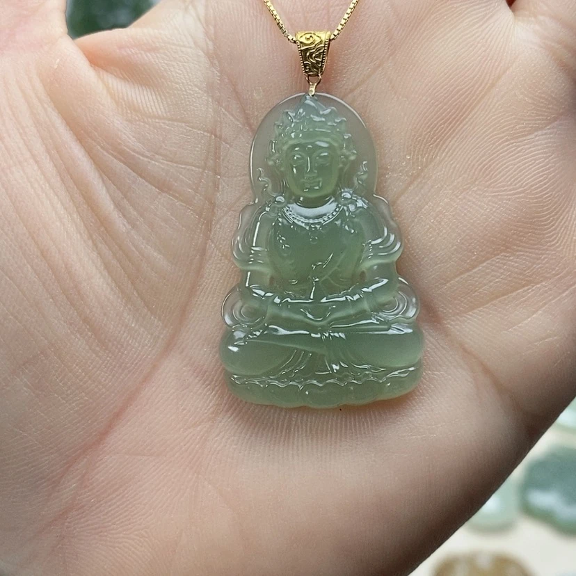 【闪购商品】颈饰18K金镶嵌和田玉