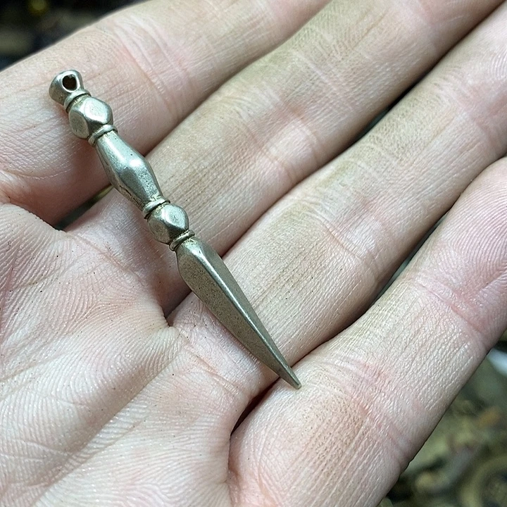 高***姐小杨推荐铜物件一个