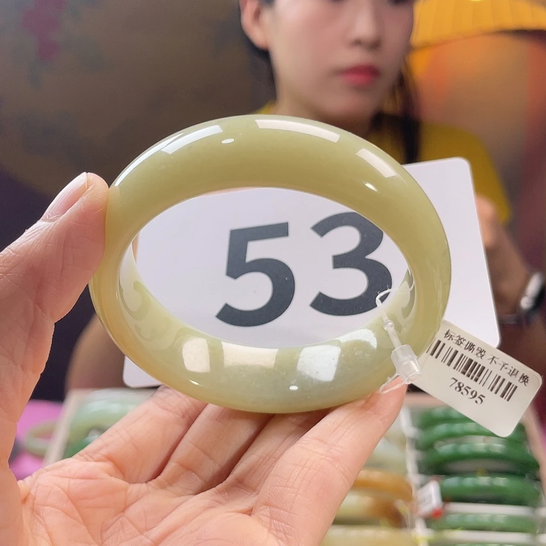 和田玉手镯未镶嵌54