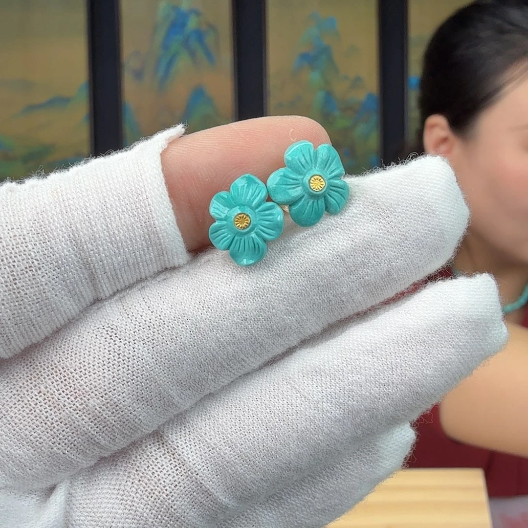 绿松石未镶嵌珠宝奇石