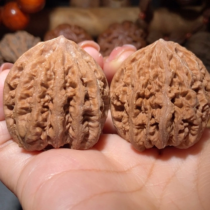 把件文玩核桃东北楸子小雪132