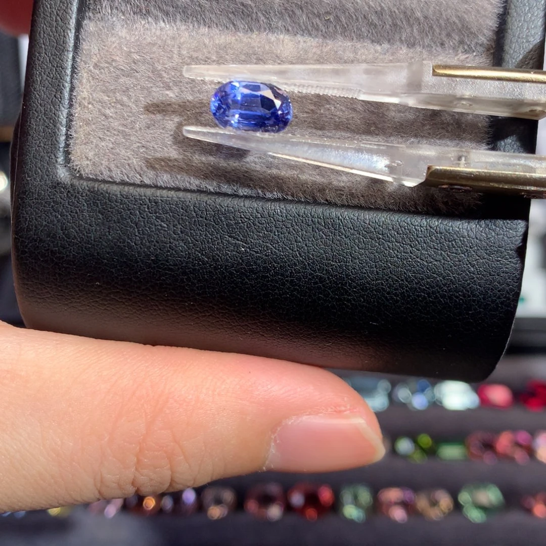 蓝宝石裸石1.73ct