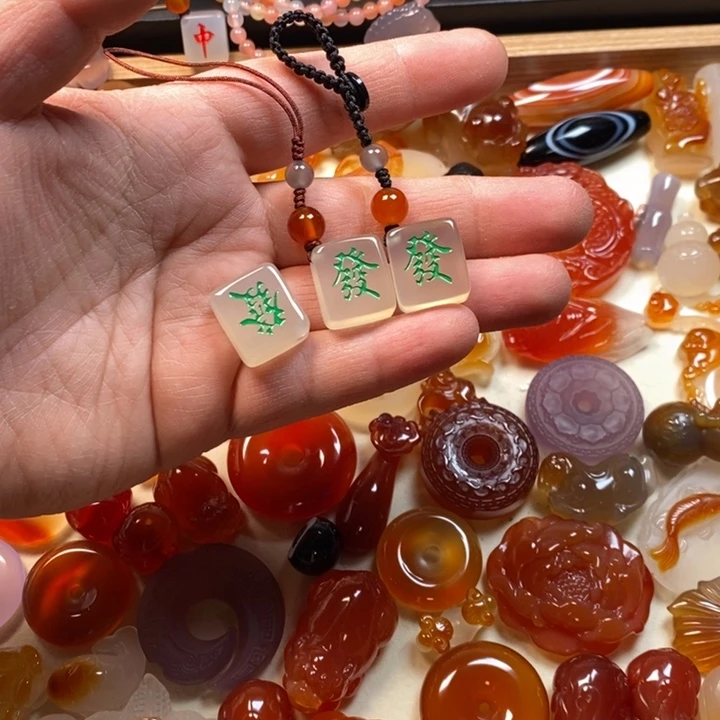 朩***構玛瑙/玉髓未镶嵌颈饰