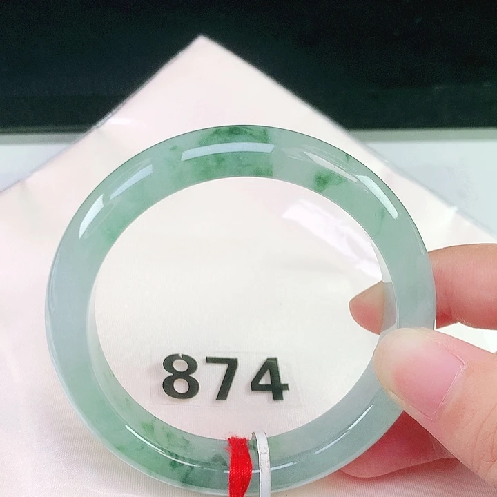 翡翠未镶嵌手镯57.5