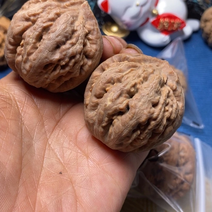 桃核吊坠霸王龙狮子头