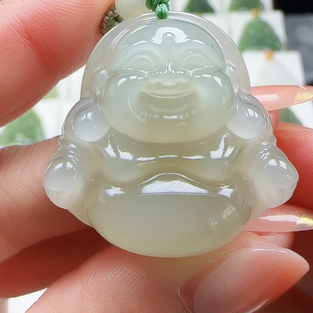 和田玉未镶嵌吊坠(赠链)