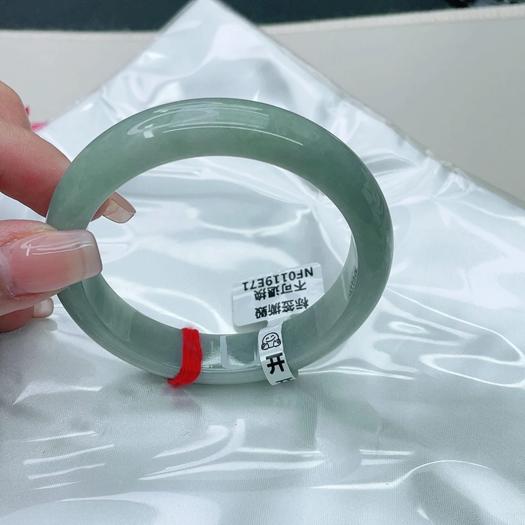 翡翠手镯未镶嵌正58.8