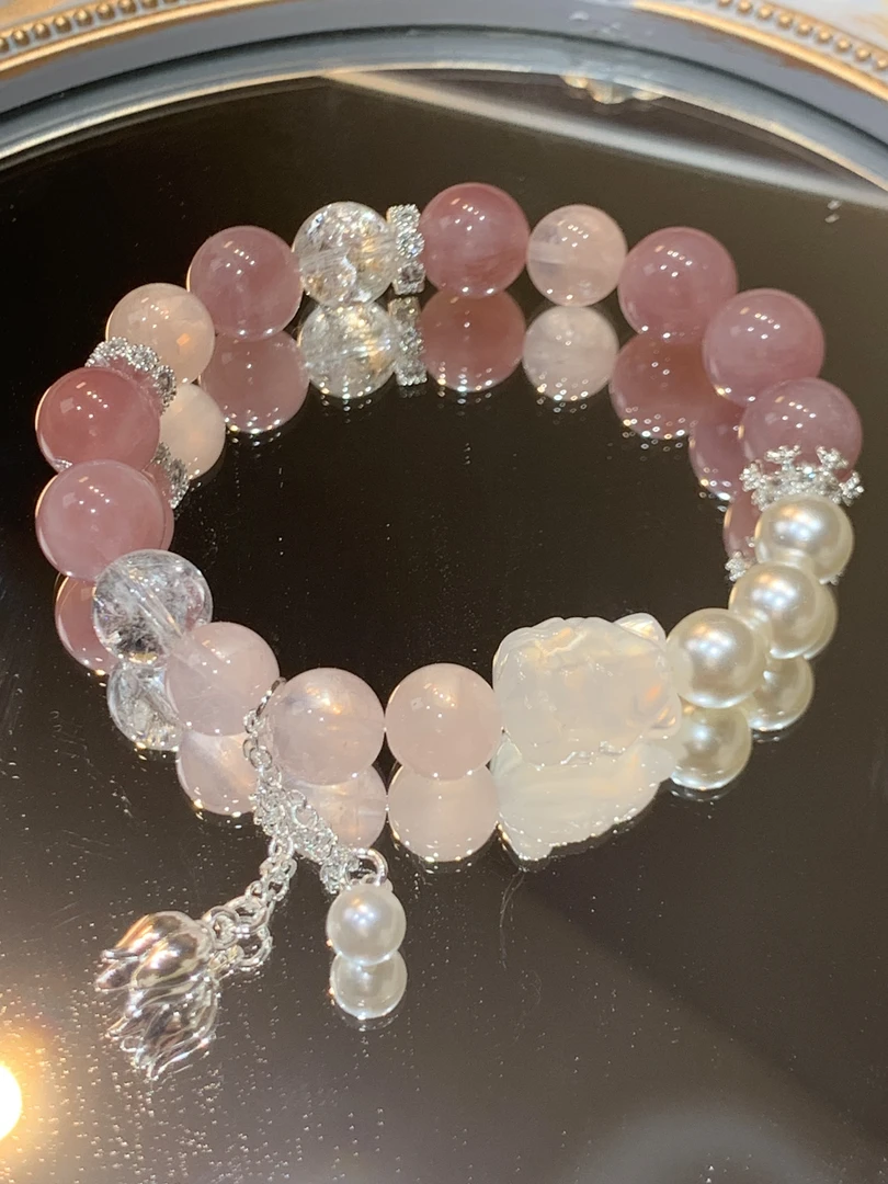 单圈紫马粉水晶搭贝珠加玉髓款手串A10