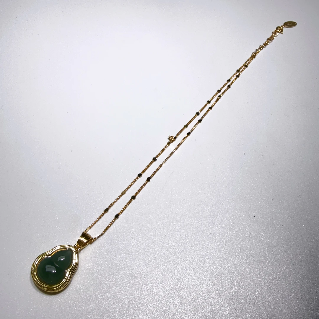 Q109 精美珠宝天然翡翠葫芦项链 尺寸 17*18*9