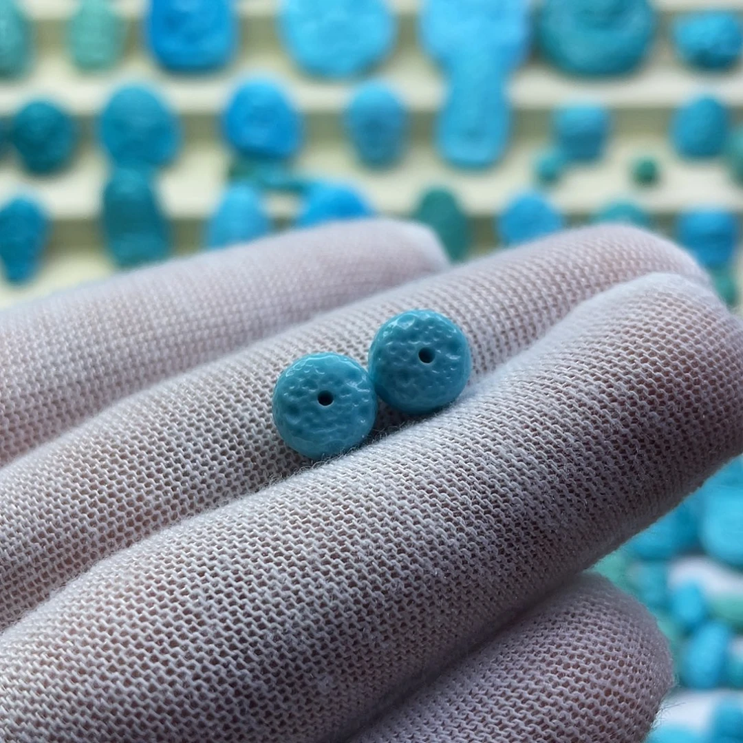 绿松石未镶嵌颈饰