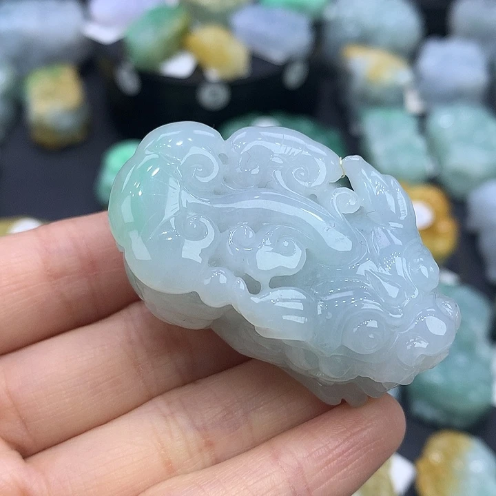 翡翠未镶嵌颈饰天然缅甸A货翡翠貔貅吊坠