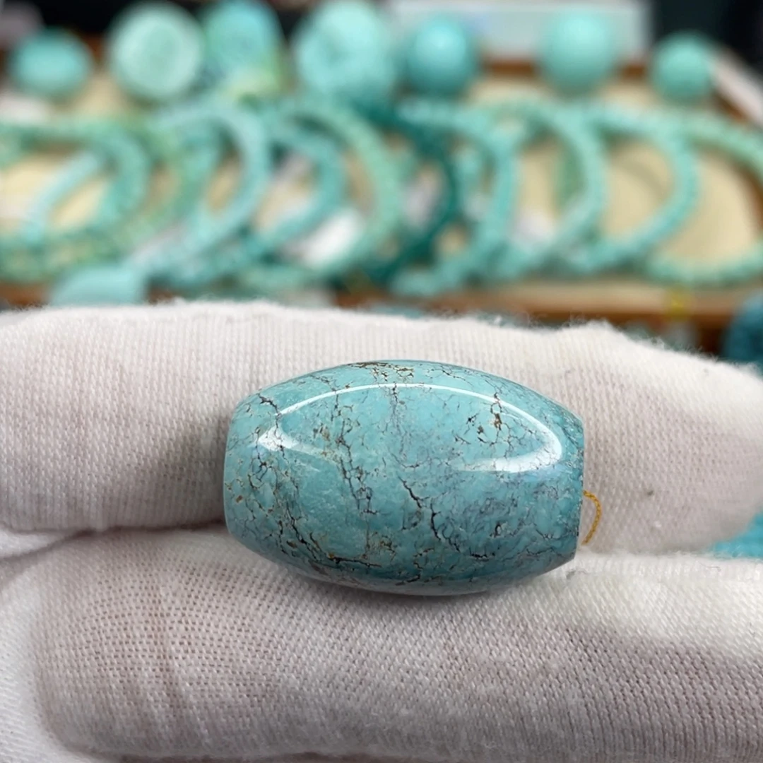 绿松石未镶嵌挂件