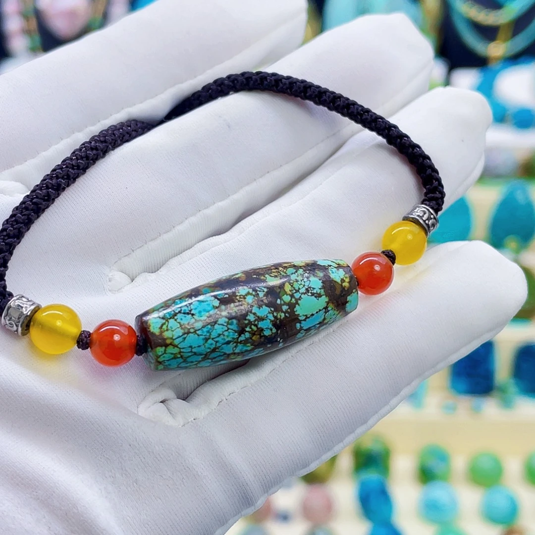 绿松石未镶嵌颈饰