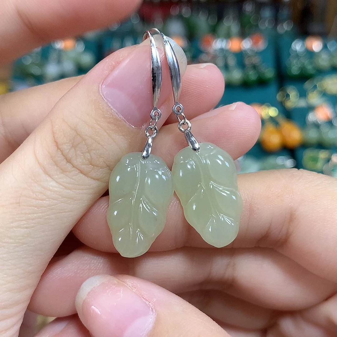 和田玉银S925镶嵌耳饰金枝玉叶卡20左右