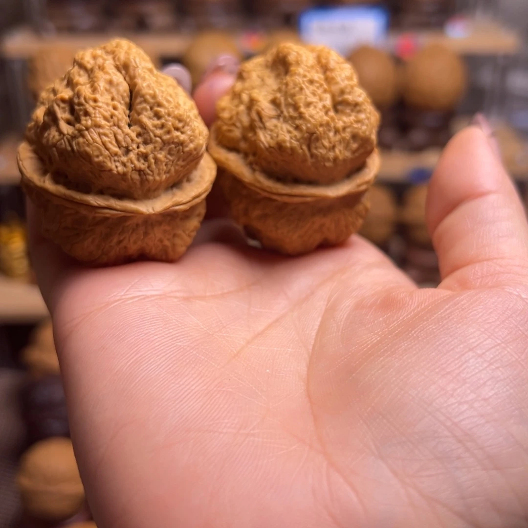 桃核把件蝴蝶蟾H43、45……