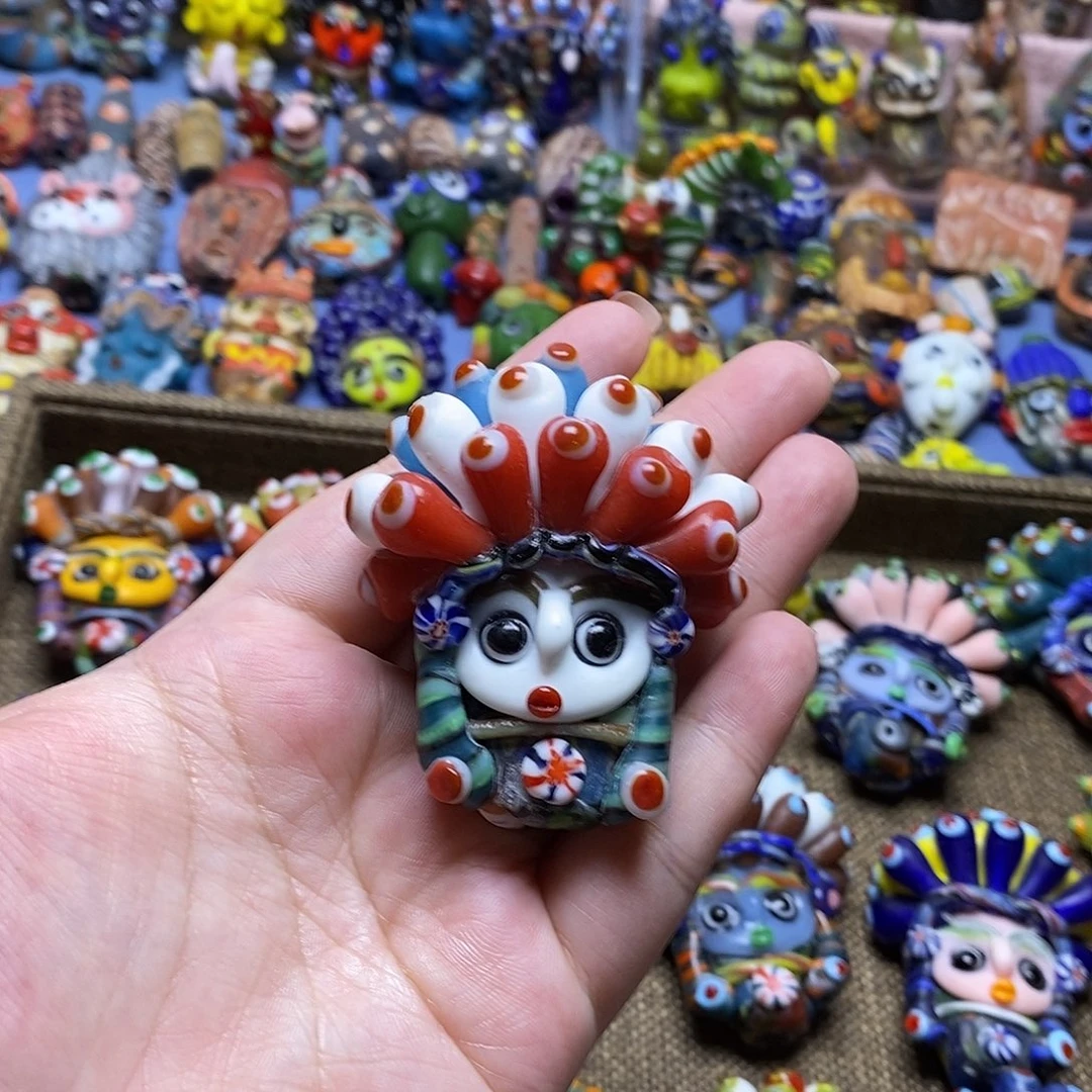 琉璃颈饰琉璃国王
