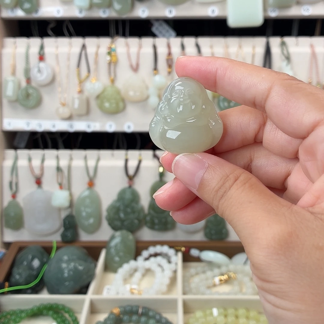 七***喵颈饰未镶嵌和田玉佛公卡30左右