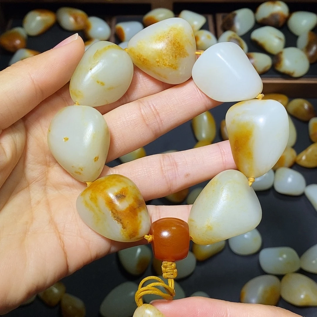 和田玉未镶嵌手链